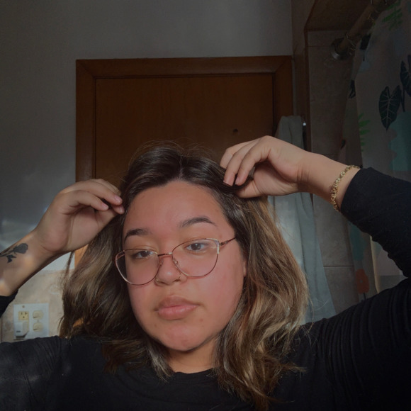 Meet your Posher, Natalie - Picture 1 of 1